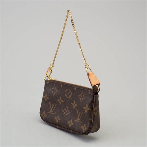 louis vuitton square shoulder bag|louis vuitton shoulder bag small.